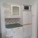 Suite 1: Cosy Room In A Prime Location